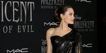 Angelina Jolie - Créditos: depositphotos.com / PopularImages