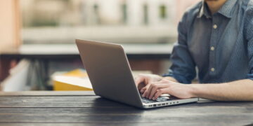 Conectividade - Créditos: depositphotos.com / stockasso