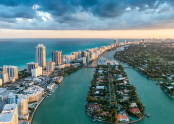 Miami - Créditos: depositphotos.com / jovannig