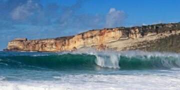 Nazaré - Créditos: depositphotos.com / alessan