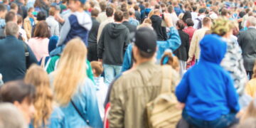 População - Créditos: depositphotos.com / dovapi