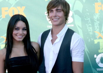 High School Music - Créditos: depositphotos.com / Jean_NelsonLos Angeles, CA
August 3, 2008
©2008 Kathy Hutchins / Hutchins Photo