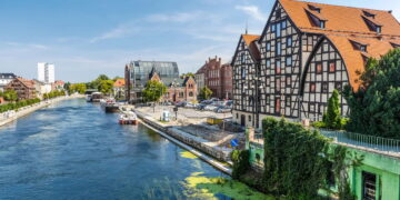 Imagem e reprodução - Créditos: depositphotos.com / pryzmat