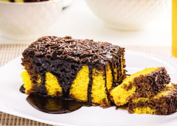 Bolo de cenoura - Créditos: depositphotos.com / robertohunger