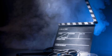 Claquete de cinema - Créditos: depositphotos.com / fergregory