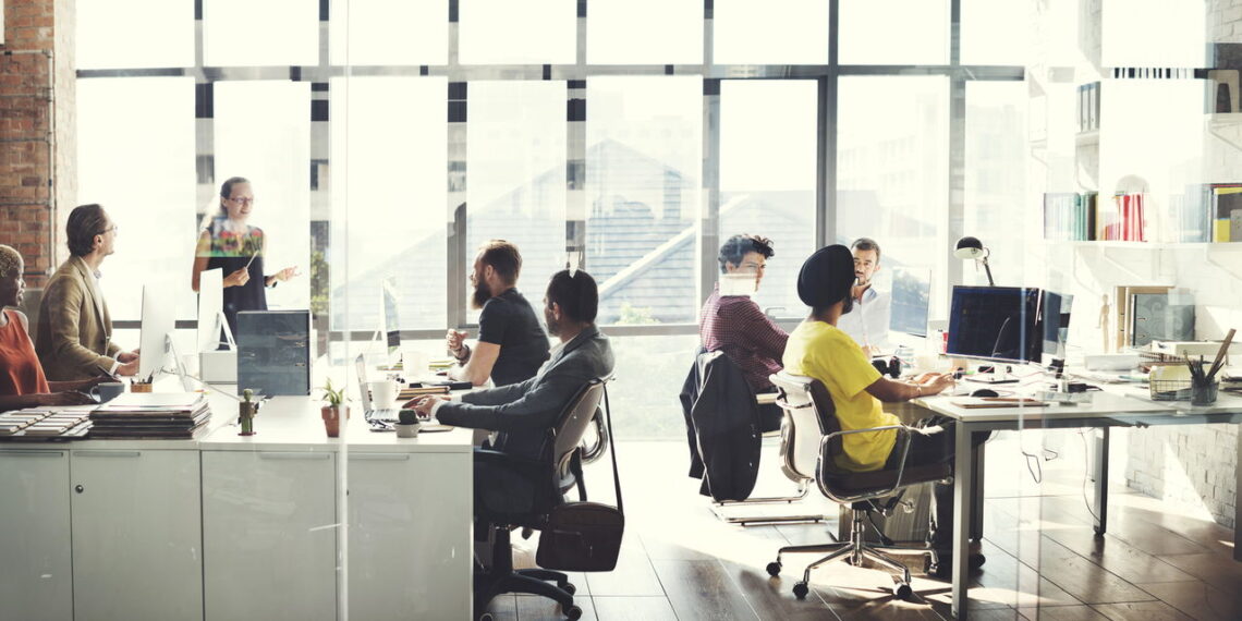 Escritório - Créditos: depositphotos.com / Rawpixel