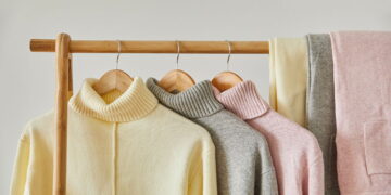 Guarda-roupa cápsula - Créditos: depositphotos.com / AntonMatyukha