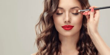 maquiagem - Créditos: depositphotos.com / Sofia_Zhuravets