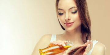 Óleo de cabelo - Créditos: depositphotos.com / Sofia_Zhuravets