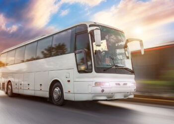 Ônibus elétrico - Créditos: depositphotos.com / aapsky