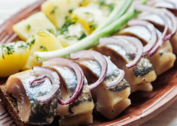 Comida russa - Créditos: depositphotos.com / VadimVasenin