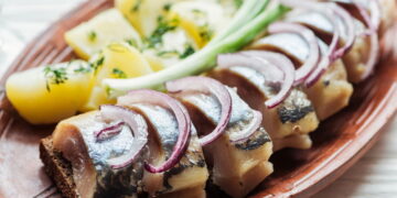 Comida russa - Créditos: depositphotos.com / VadimVasenin