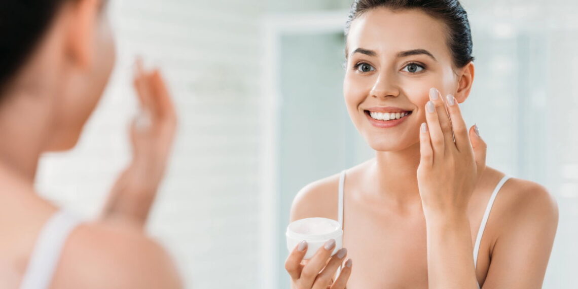 Skin Care - Créditos: depositphotos.com / AllaSerebrina