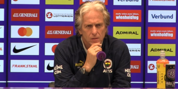 Técnico Jorge Jesus - Créditos de imagem: Wikimedia Commons