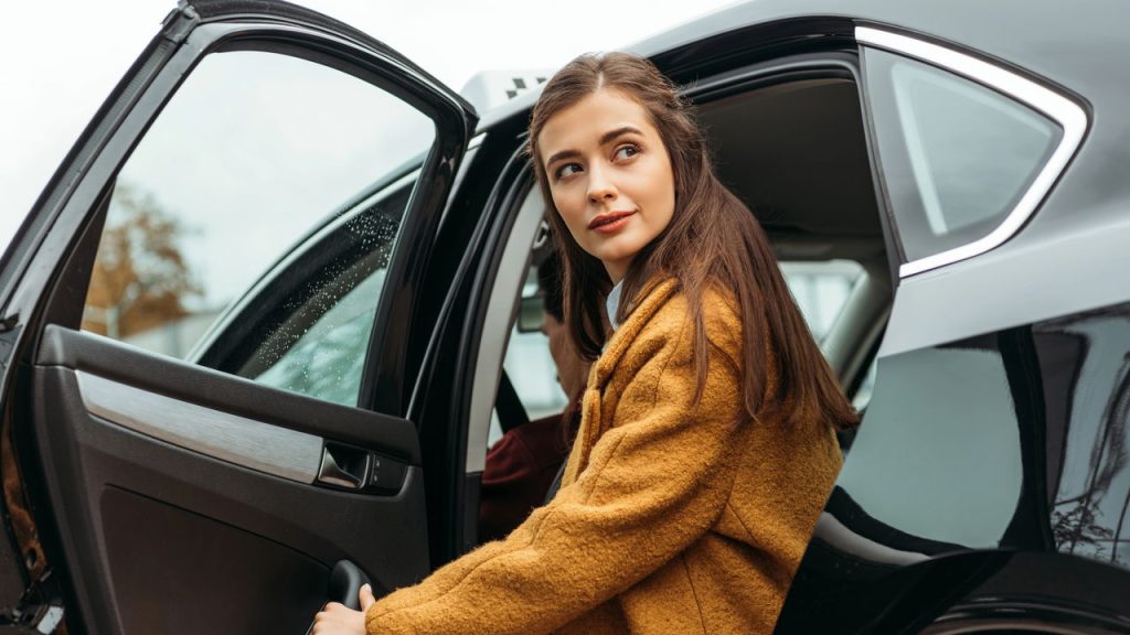 Passageira - Créditos: depositphotos.com / IgorVetushko