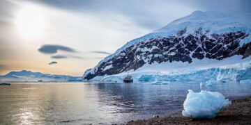Antarctic - Créditos: depositphotos.com / ambeon