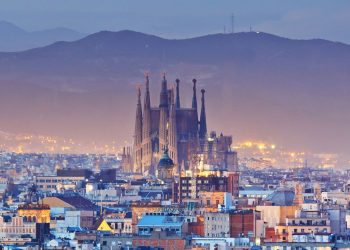 Conheça a cidade que une cultura e modernidade: Barcelona