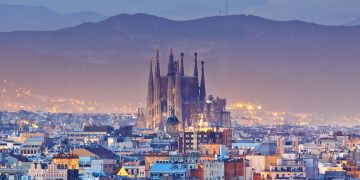 Conheça a cidade que une cultura e modernidade: Barcelona