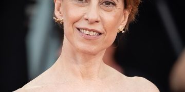 Fernanda Torres: Conheça mais da atriz brasileira indicada ao Oscar 2025