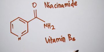 Veja por que a niacinamida é importante no skincare?