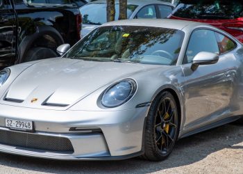 Porsche 911 GT3 - Créditos: depositphotos.com / OceanProd