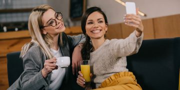 Séries para maratonar com as suas amigas