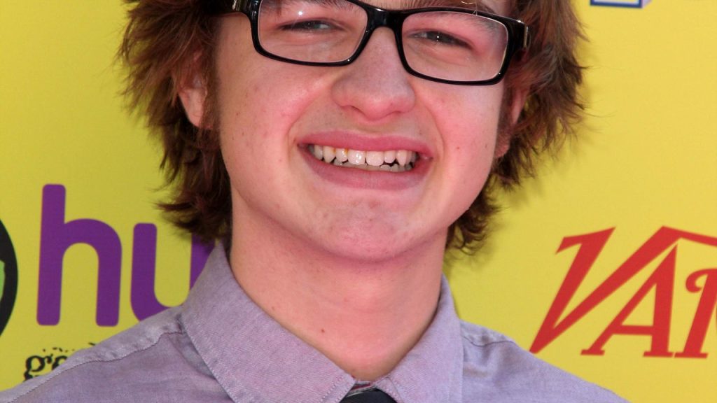 Angus T. Jones - Créditos: depositphotos.com / s_bukley