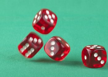 Dados - Créditos: depositphotos.com / orcearo