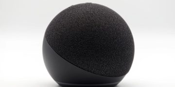 Echo Dot - Créditos: depositphotos.com / claudiocaridi.libero.it2