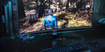 PC Gamer com Fallout - Créditos: depositphotos.com / philfreez@gmail.com