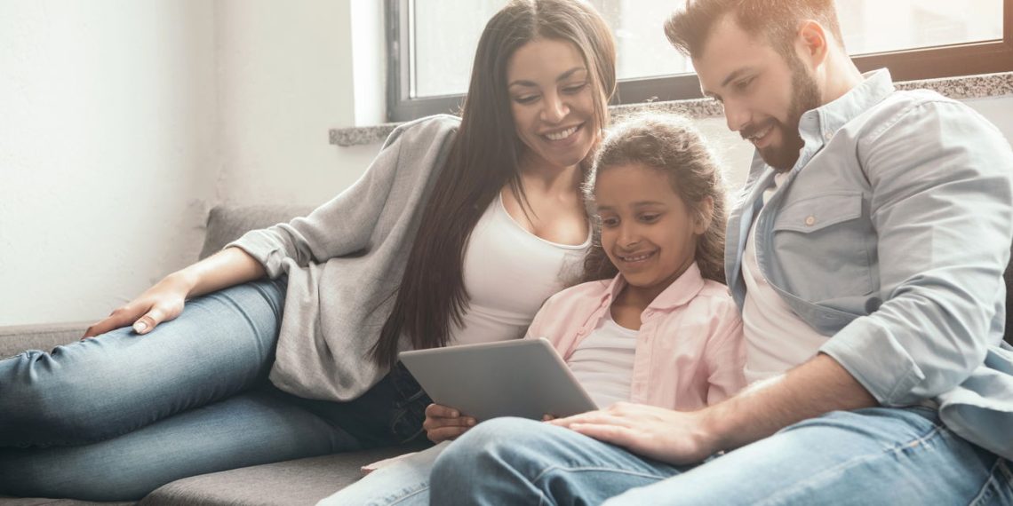 Conheça as melhores séries para curtir em família