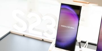 Galaxy s23 - Créditos: depositphotos.com / Wongphoto