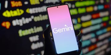 Gemini App - Créditos: depositphotos.com / rafapress