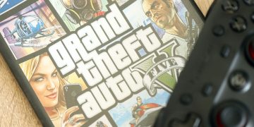 DVD GTA 5 - Créditos: depositphotos.com / Mehaniq