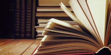 livros - Créditos: depositphotos.com / Vim