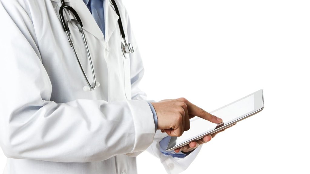 Médico - Créditos: depositphotos.com / Rangizzz