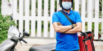 Motoboy - Créditos: depositphotos.com / DragonImages