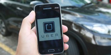 Motorista de aplicativo - Créditos: depositphotos.com / joasouza