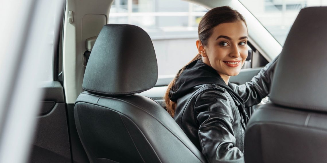 Motorista - Créditos: depositphotos.com / IgorVetushko