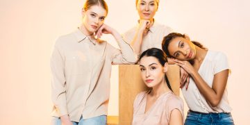 Mulheres - Créditos: depositphotos.com / IgorVetushko