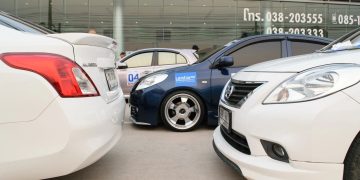 Nissan Versa - Créditos: depositphotos.com / PongMoji