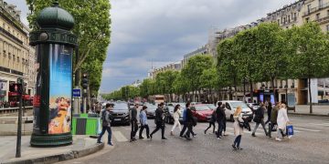 Tráfego Paris - Créditos: depositphotos.com / JanKranendonk