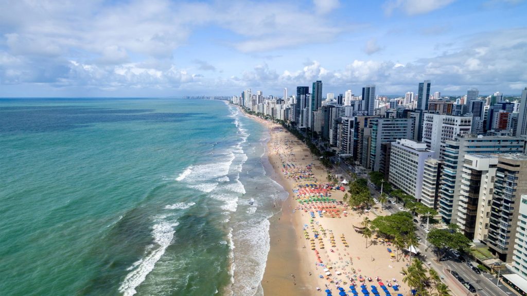 Praia de Boa Viagem, Recife - Créditos: depositphotos.com / gustavofrazao