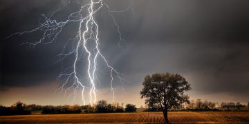 Tempestade - Créditos: depositphotos.com / BalazsKovacs