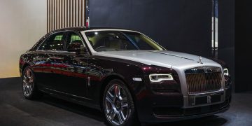 Rolls Royce Phantom - Créditos: depositphotos.com / ezthaiphoto