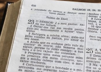 12 Salmos curtinhos e inspiradores para usar na Bio do Instagram