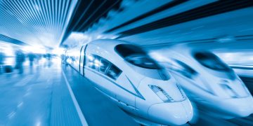 Trem-bala - Créditos: depositphotos.com / Liufuyu