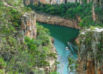 Capitólio: visite o "Mar de Minas Gerais" e suas atrações