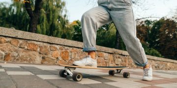 Jeans baggy está de volta: a nova tendência para o trabalho