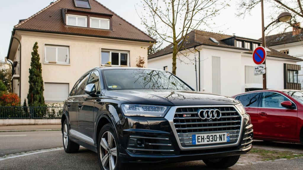 Audi Q7 - Créditos: depositphotos.com / ifeelstock